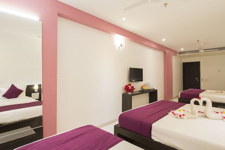 Room 17 of 39