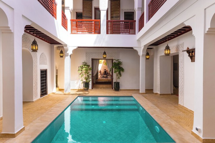 Hotel Entry