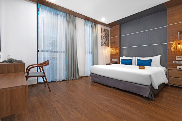 Room 37 of 203