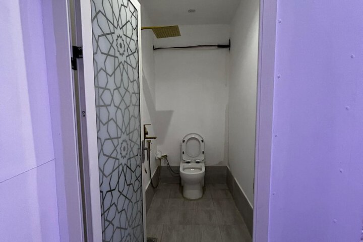 Room 5 of 26