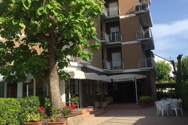 Hotel 60 of 65