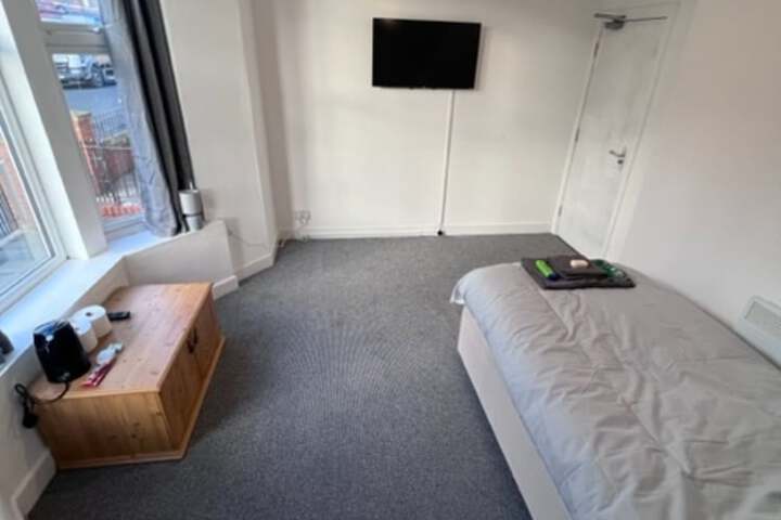 Room 22 of 41