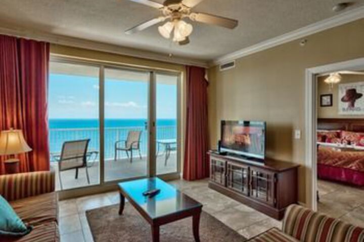 Ocean Reef 1601 200291 by RedAwning