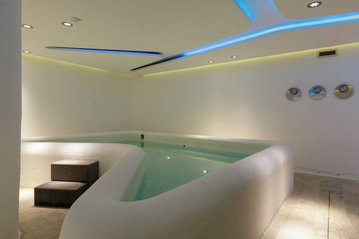 Spa 21 of 41
