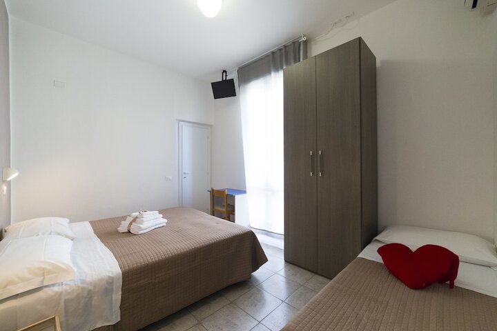 Room 14 of 39