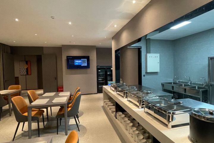 Manlan Hotel
