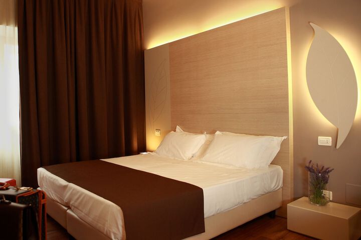Room 7 of 39