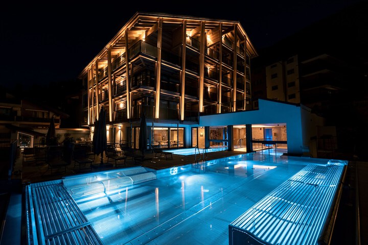 Hotel 61 of 62