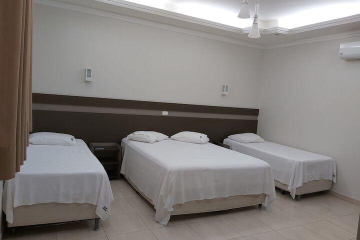 Room 10 of 35