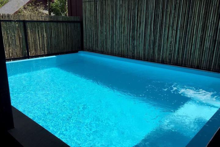 Pool 28 of 69