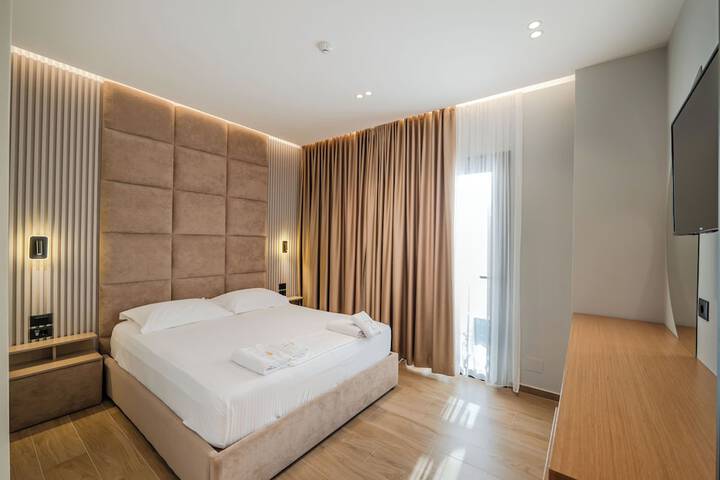 Room 14 of 72