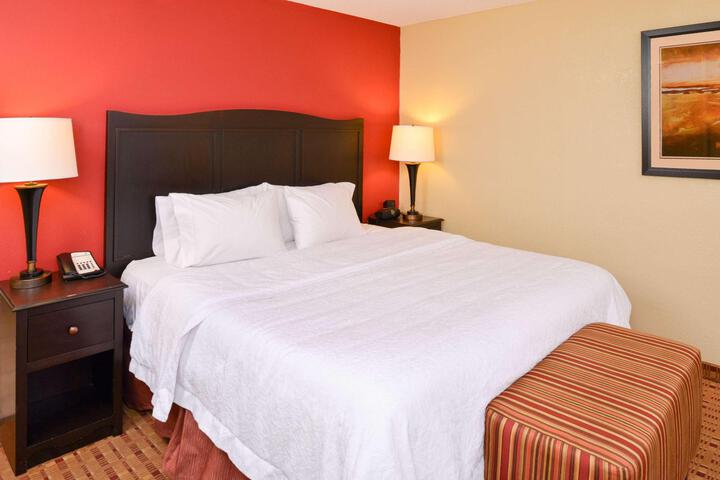 1 King Bed (11 of 12)