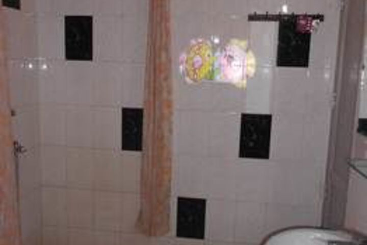 Room 2 of 46
