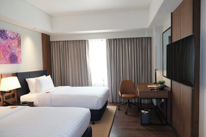 Room 17 of 49
