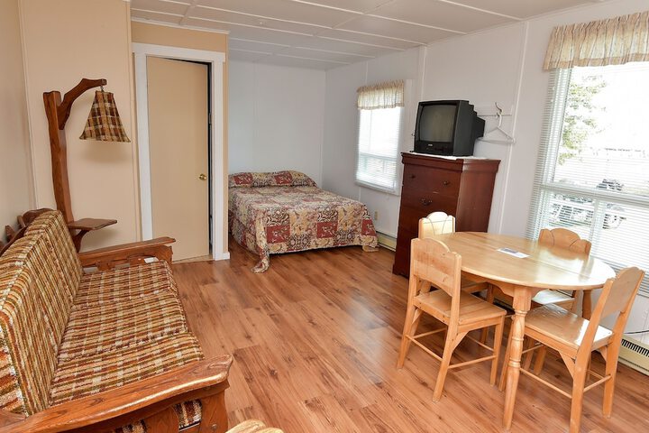 Room 22 of 49