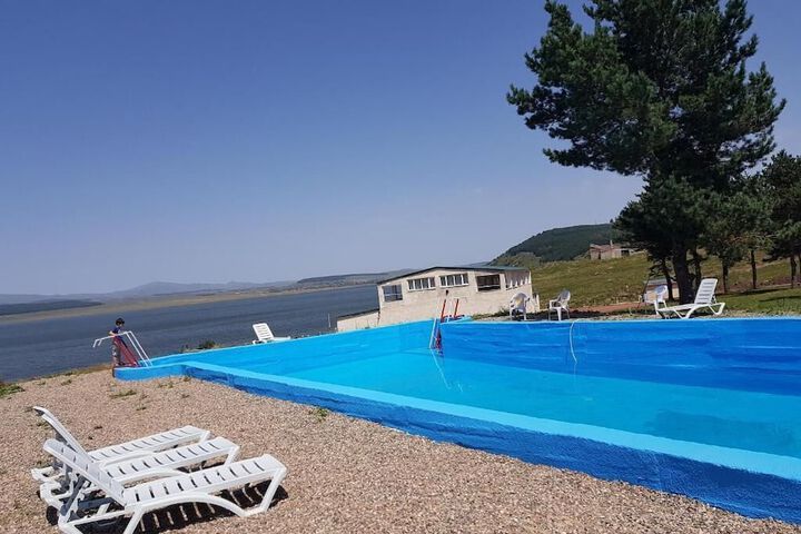 Pool 27 of 47