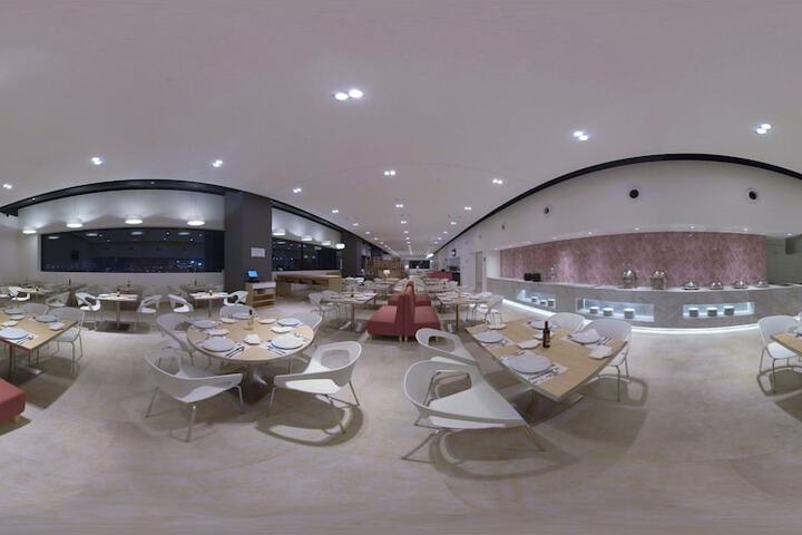 Dining 31 of 69