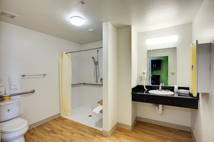 Room 18 of 47