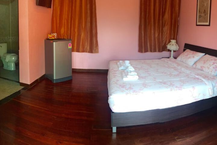Room 7 of 20