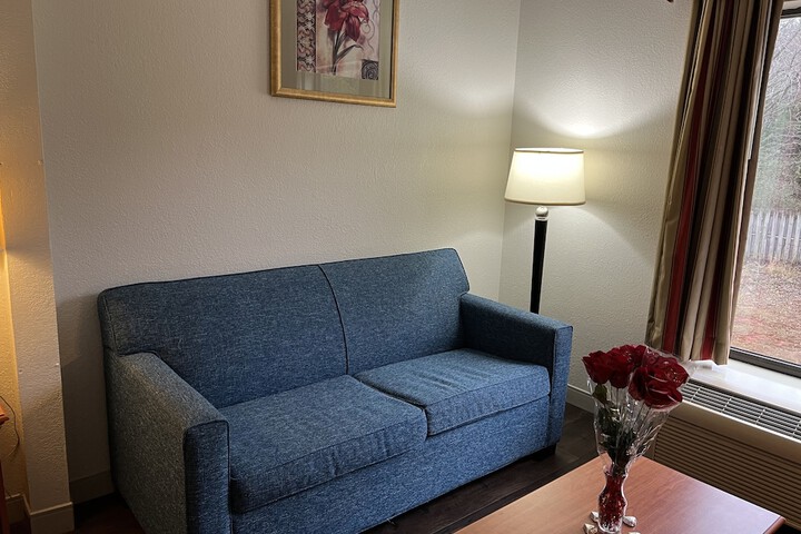 Room 7 of 34