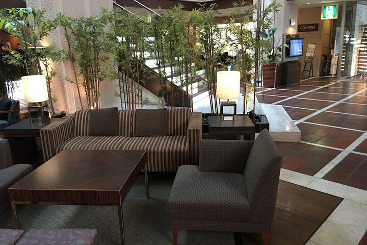 Guest Lobby