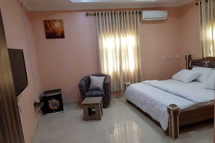 Room 15 of 49