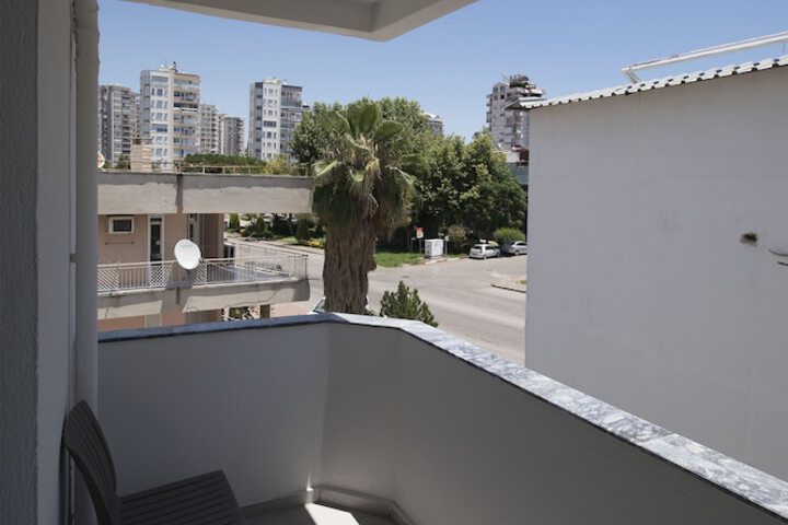 Terrace/Patio 26 of 64