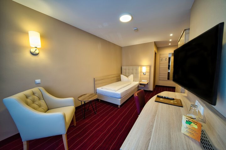 Room 21 of 62
