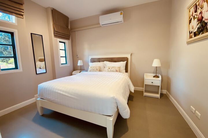 Room 8 of 137