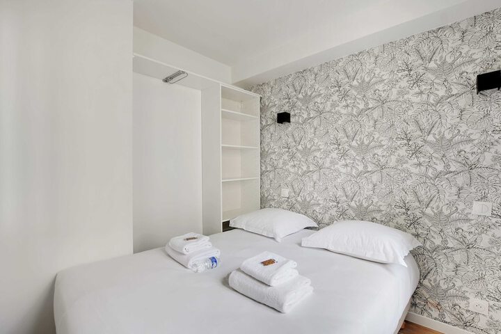 Room 14 of 92