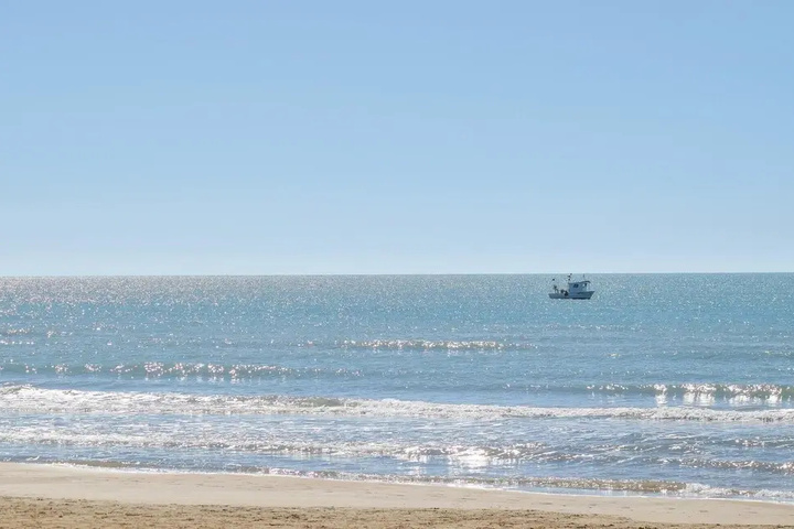 Beach 8 of 12
