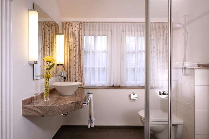 Room 36 of 60