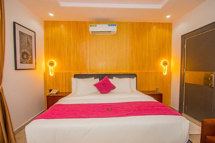 Room 44 of 78