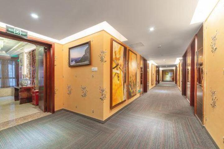 General 12 of 23