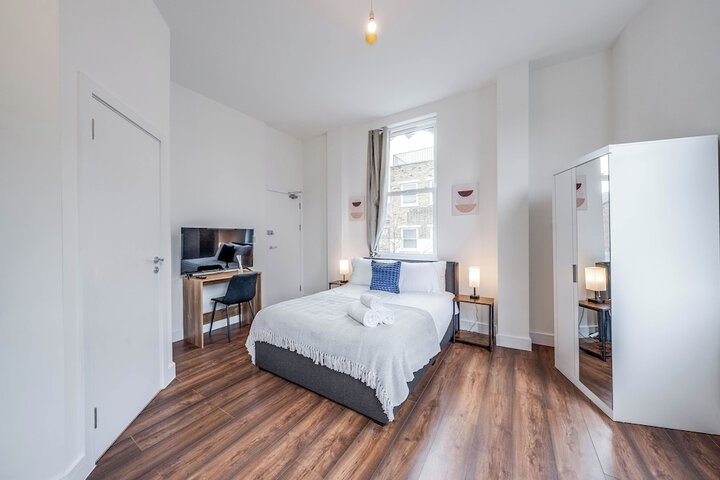 Room 19 of 42