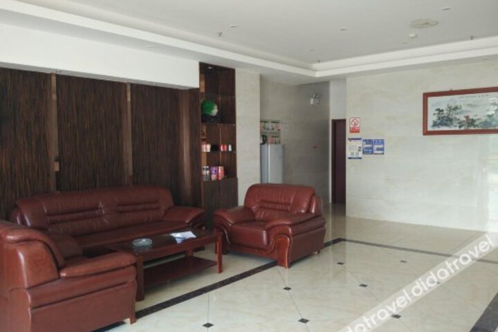 Senjia Express Hotel