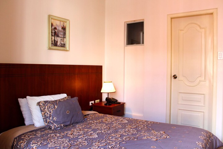 Room 22 of 61