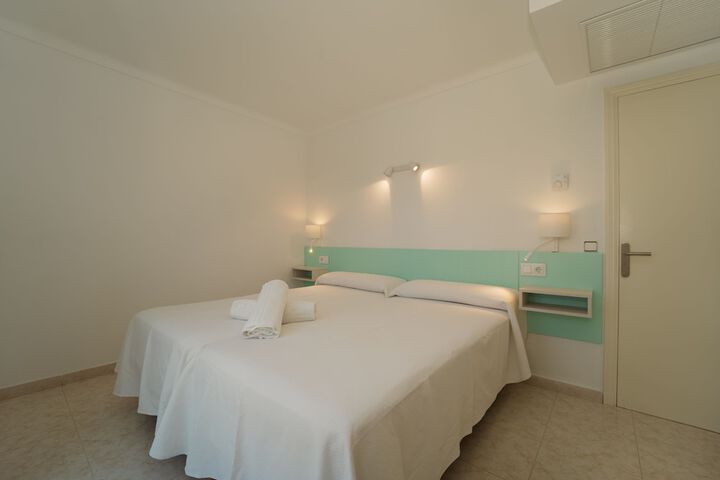Room 6 of 69