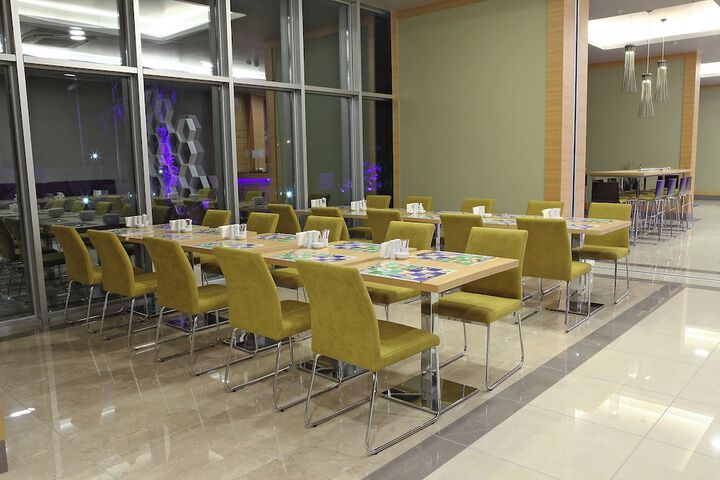 Dining Photos