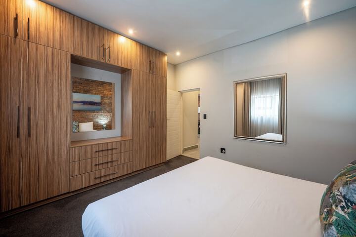 Room 27 of 129