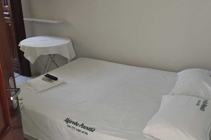 Room 2 of 8