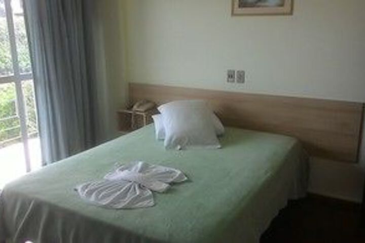 Room 20 of 27