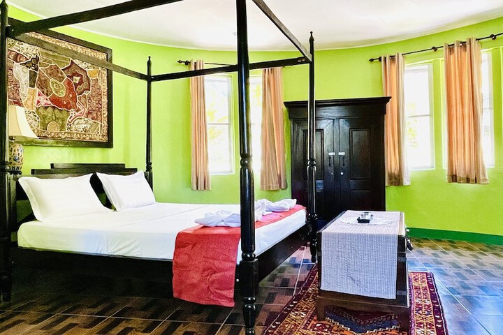 Room 7 of 23