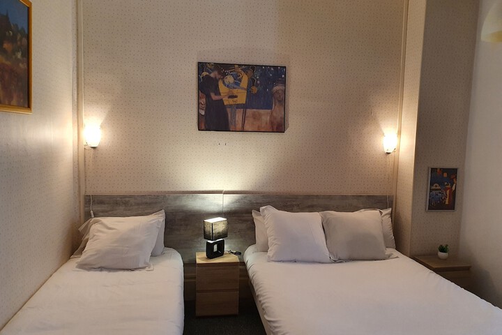 Room 9 of 52