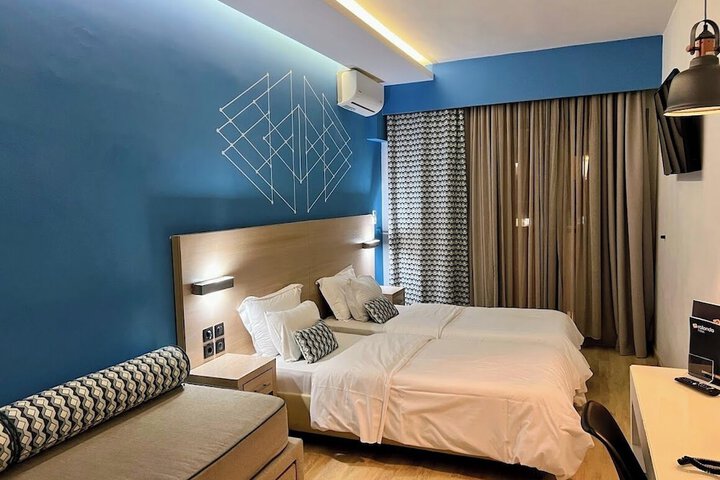Room 43 of 98