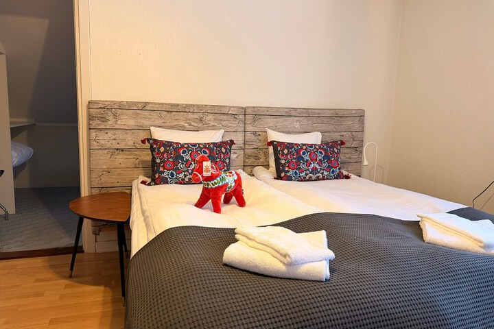 Room 7 of 29