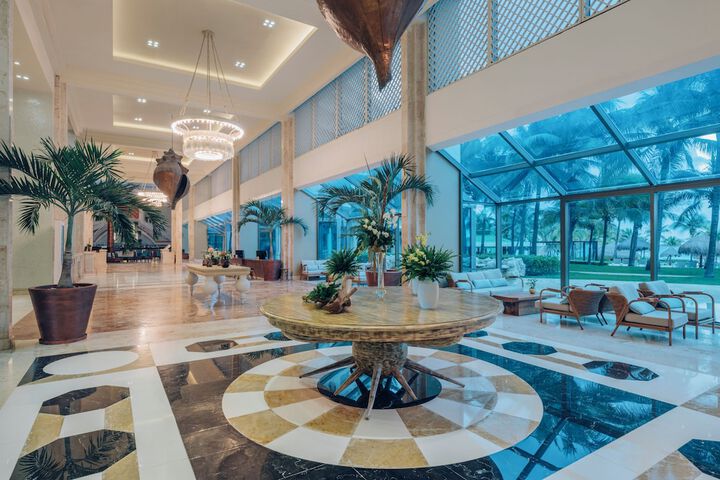 Hotel Interior 2 of 113