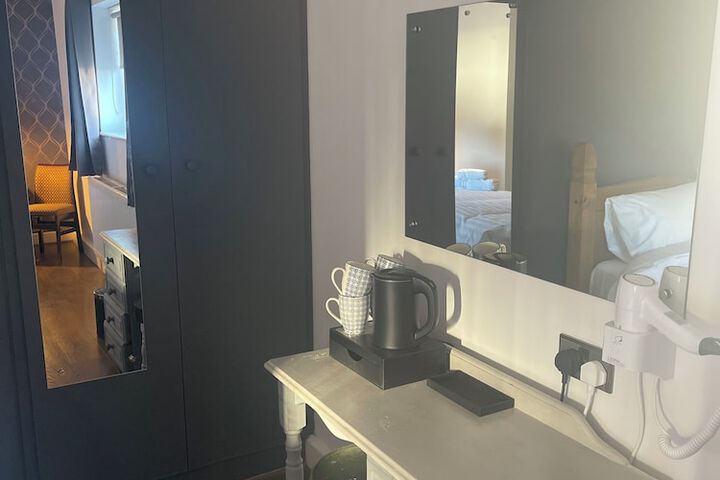 Room 12 of 56