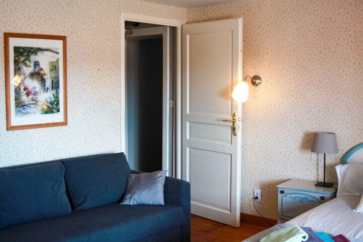 Room 48 of 81