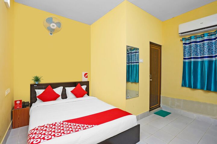 Room 8 of 20